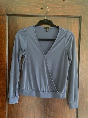 Banana Republic size XXS faux wrap blouse